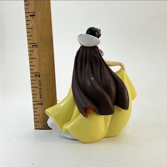 2 Disney princess play figures cake toppers - Picture 2 of 9